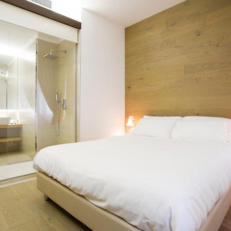 Borgoleoni 18 - Room And Breakfast Ferrara Szoba fotó