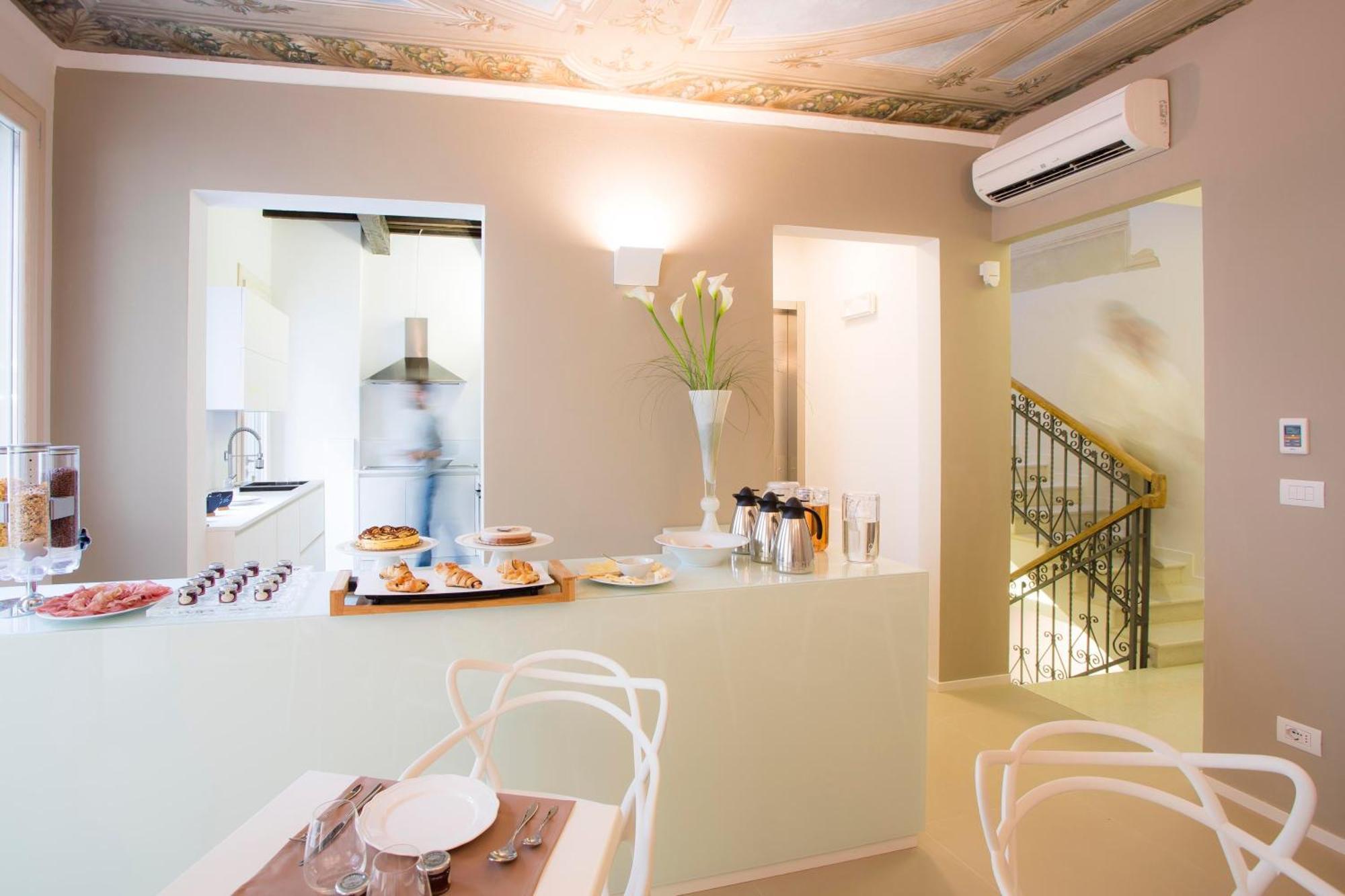 Borgoleoni 18 - Room And Breakfast Ferrara Kültér fotó