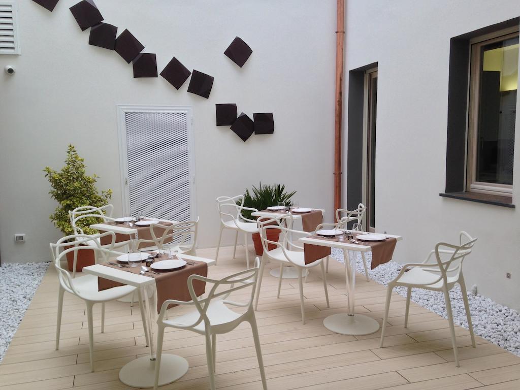Borgoleoni 18 - Room And Breakfast Ferrara Kültér fotó