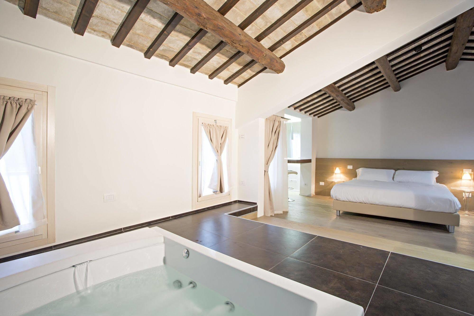 Borgoleoni 18 - Room And Breakfast Ferrara Kültér fotó
